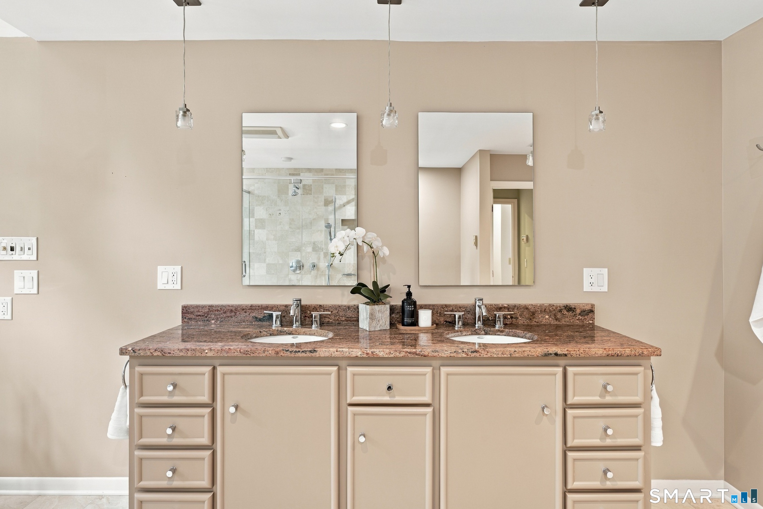 200 Deer Lane Guilford CT 06437