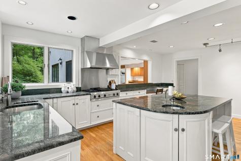 200 Deer Lane Guilford CT 06437