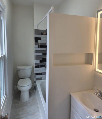 15 Walnut Street West Haven CT 06516