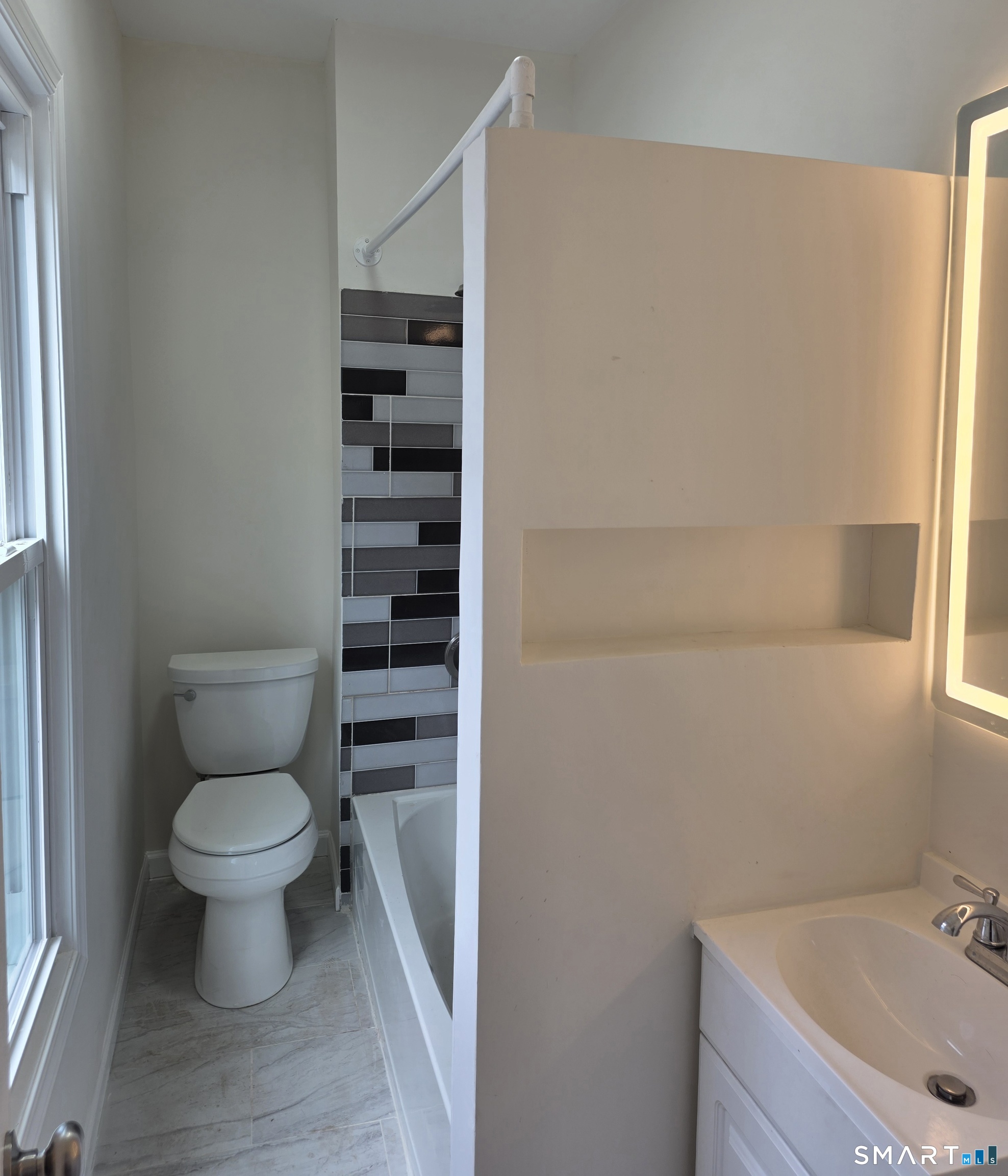 15 Walnut Street West Haven CT 06516