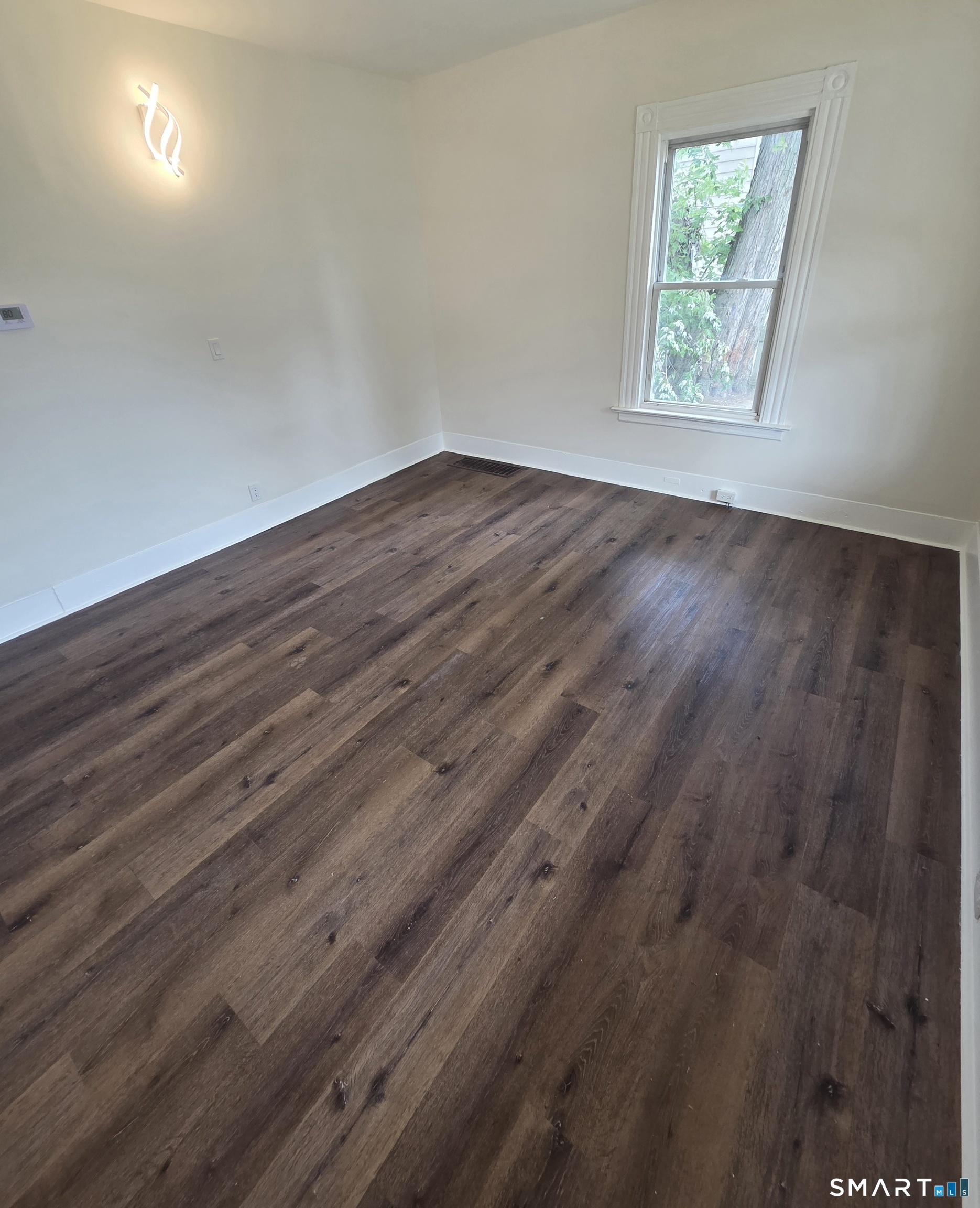 15 Walnut Street West Haven CT 06516