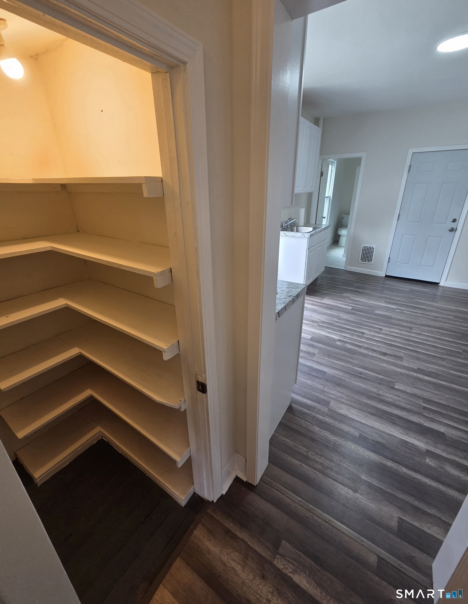 15 Walnut Street West Haven CT 06516