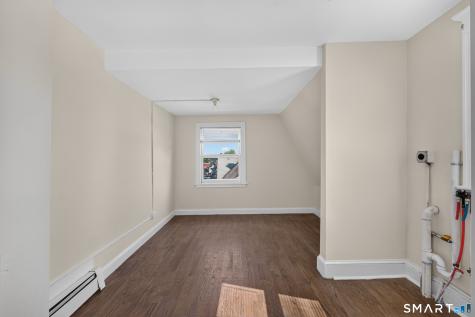 40-44 Vine Street Bridgeport CT 06604