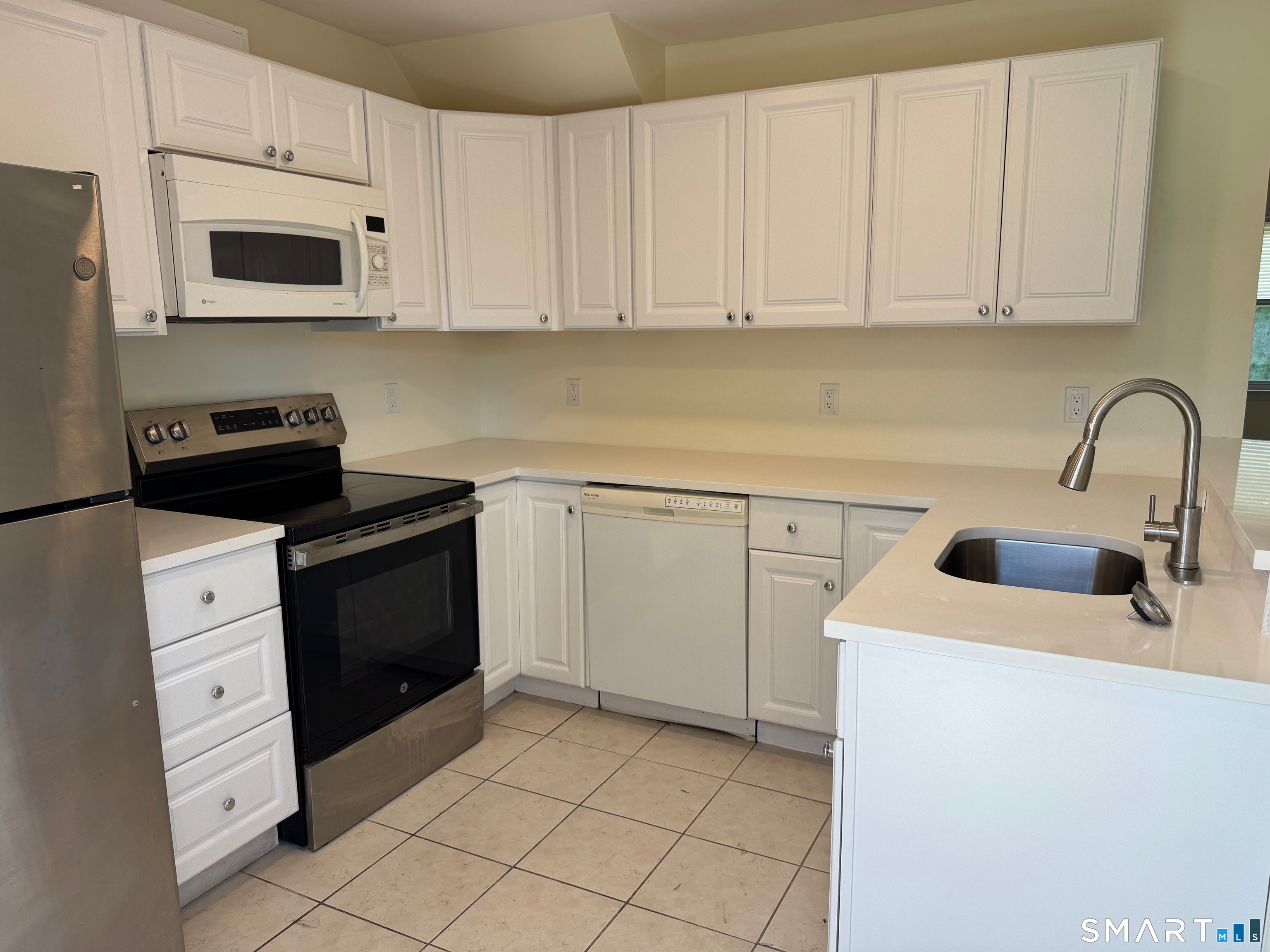 855 Black Rock Turnpike Fairfield CT 06824