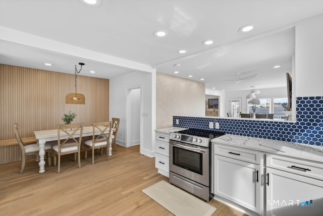 352 Pequot Avenue New London CT 06320