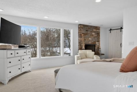 352 Pequot Avenue New London CT 06320