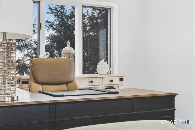 352 Pequot Avenue New London CT 06320