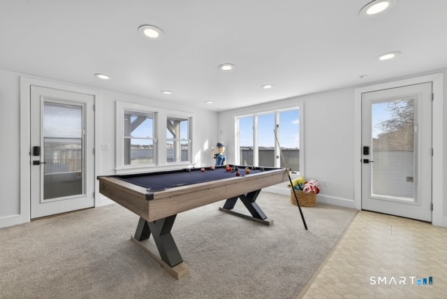 352 Pequot Avenue New London CT 06320