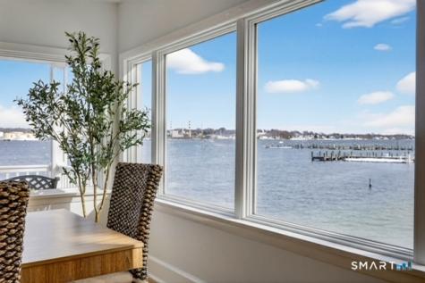 352 Pequot Avenue New London CT 06320