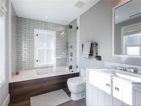 126 River Road Washington CT 06794