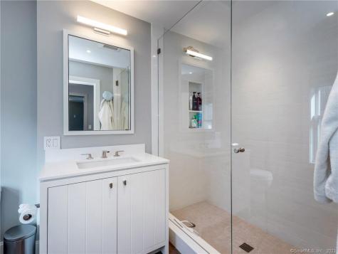126 River Road Washington CT 06794