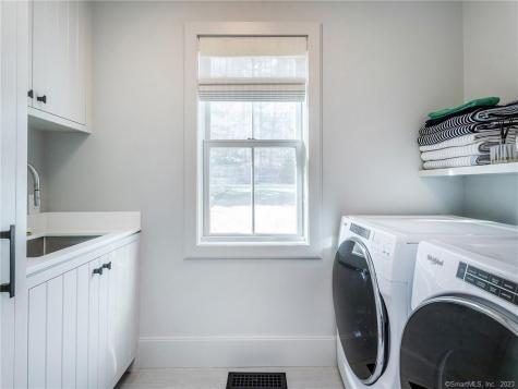 126 River Road Washington CT 06794