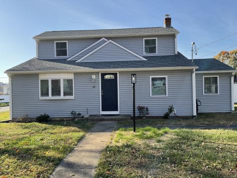 12 East Bishop Street Waterford CT 06385