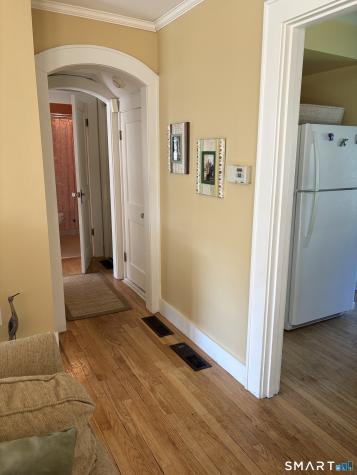 6 East Street Waterford CT 06385