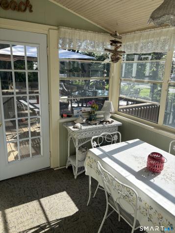 6 East Street Waterford CT 06385