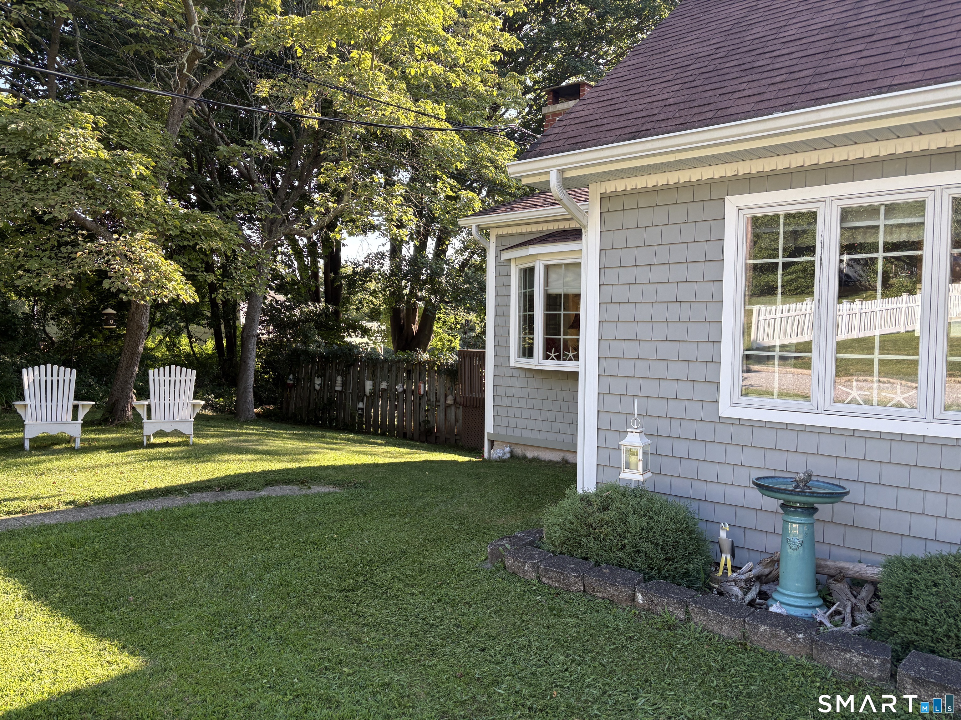 6 East Street Waterford CT 06385