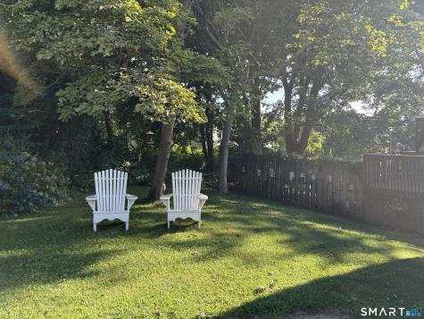 6 East Street Waterford CT 06385