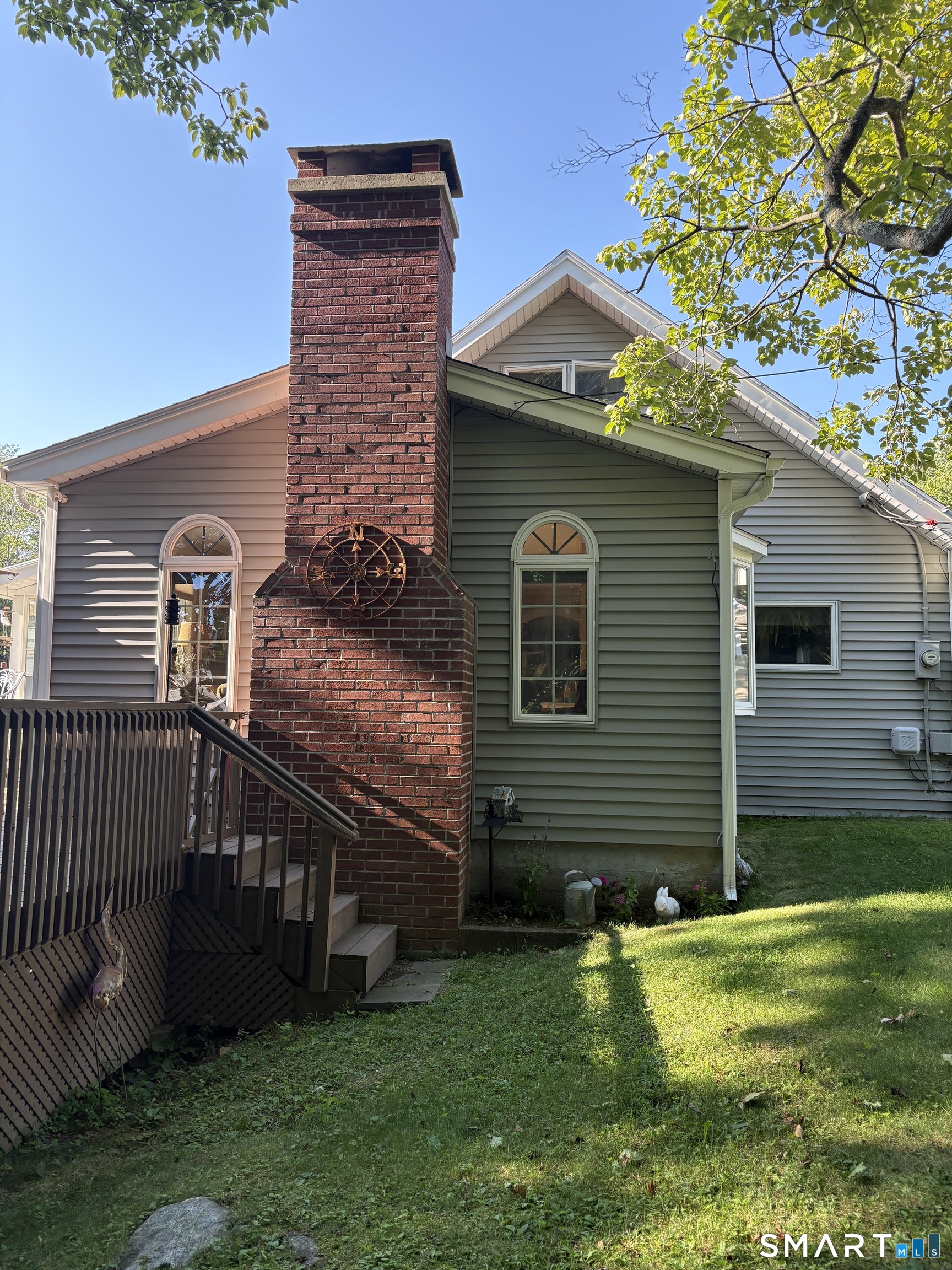 6 East Street Waterford CT 06385