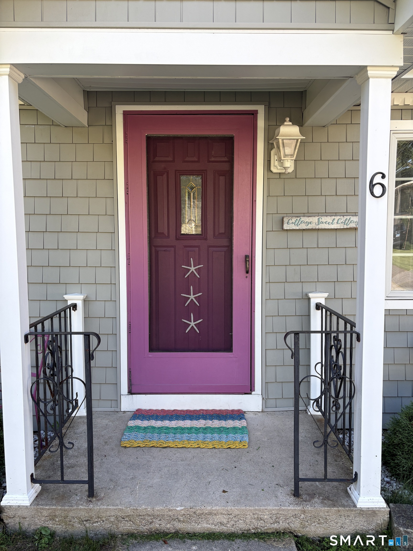 6 East Street Waterford CT 06385