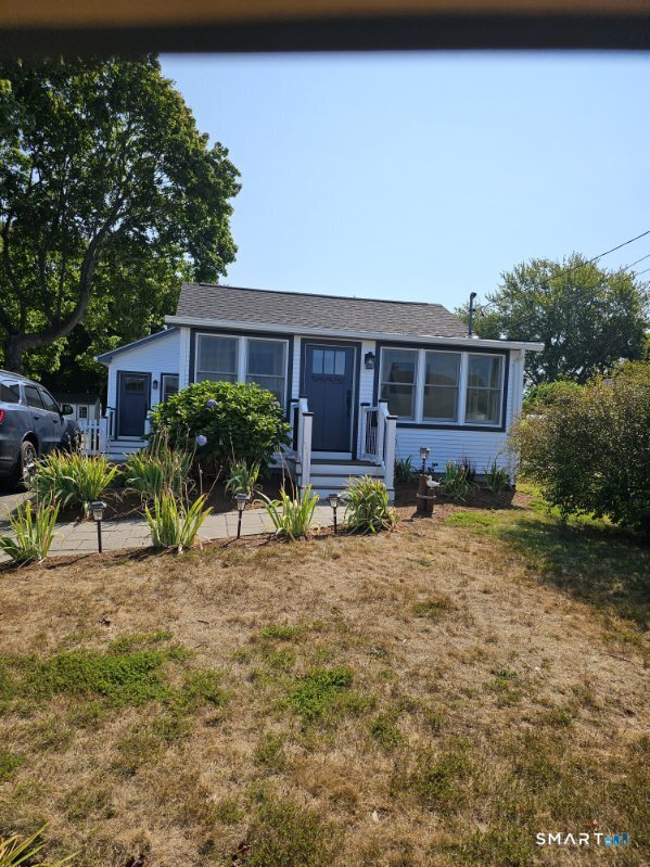 185 Shore Road Waterford CT 06385