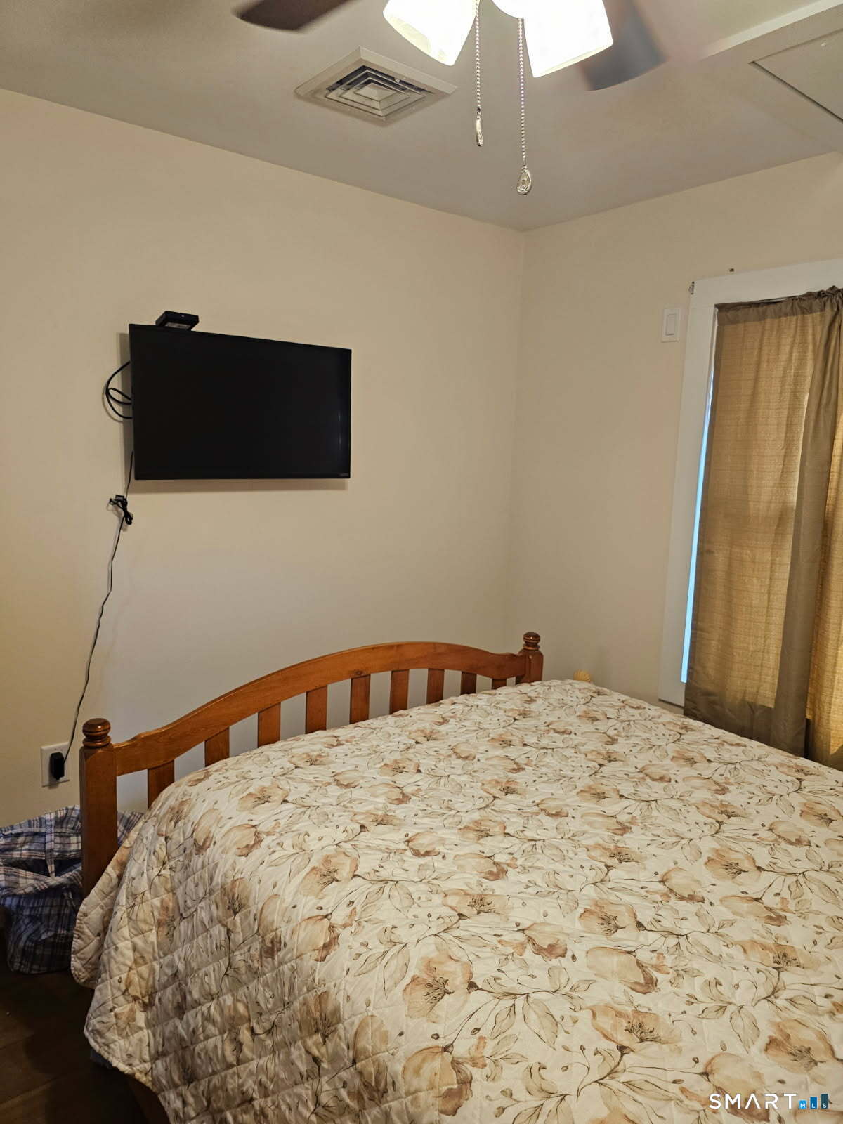 185 Shore Road Waterford CT 06385