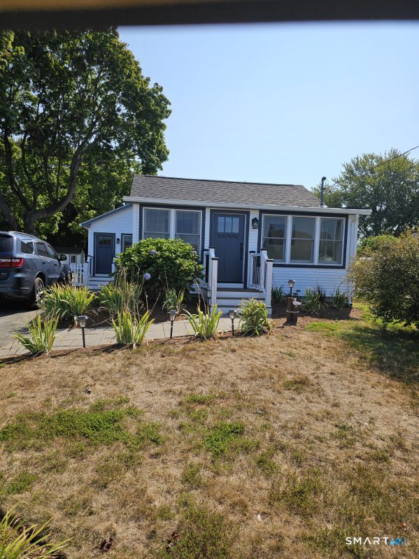 185 Shore Road Waterford CT 06385