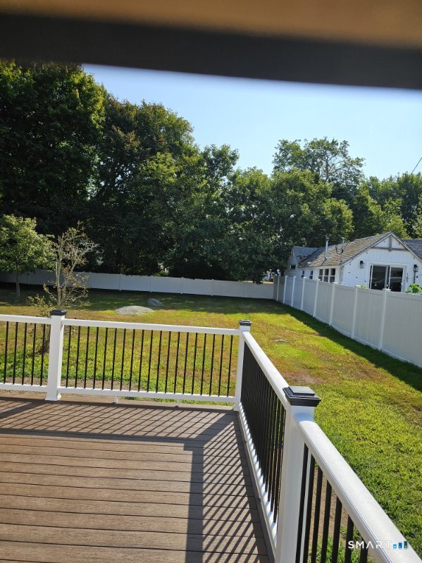 185 Shore Road Waterford CT 06385