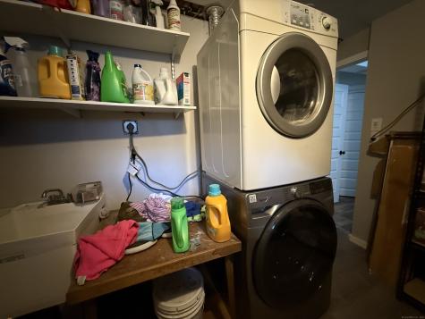 1 1/2 Stetson Street Norwich CT 06360