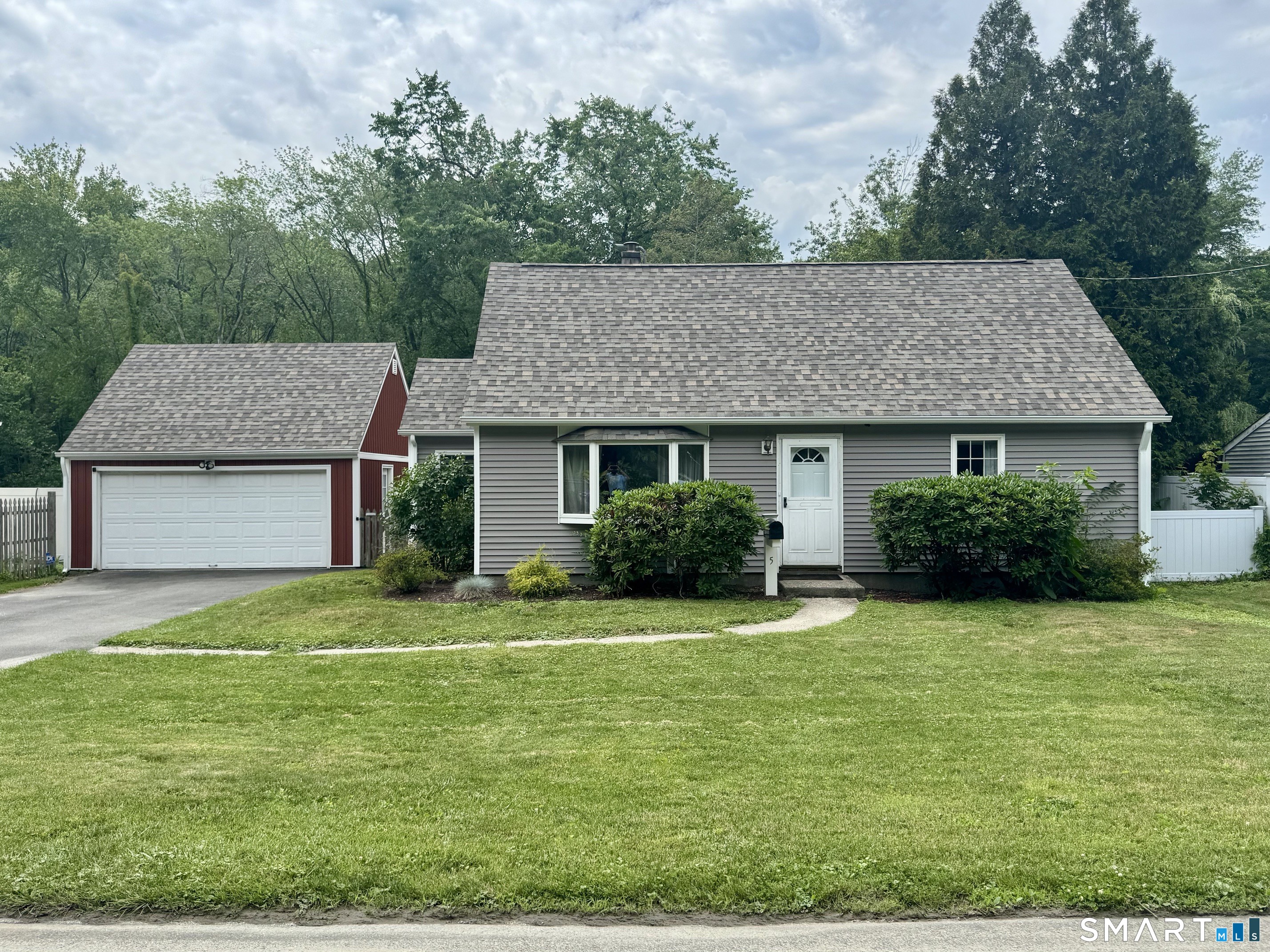 5 Bethpage Drive Bethel CT 06801