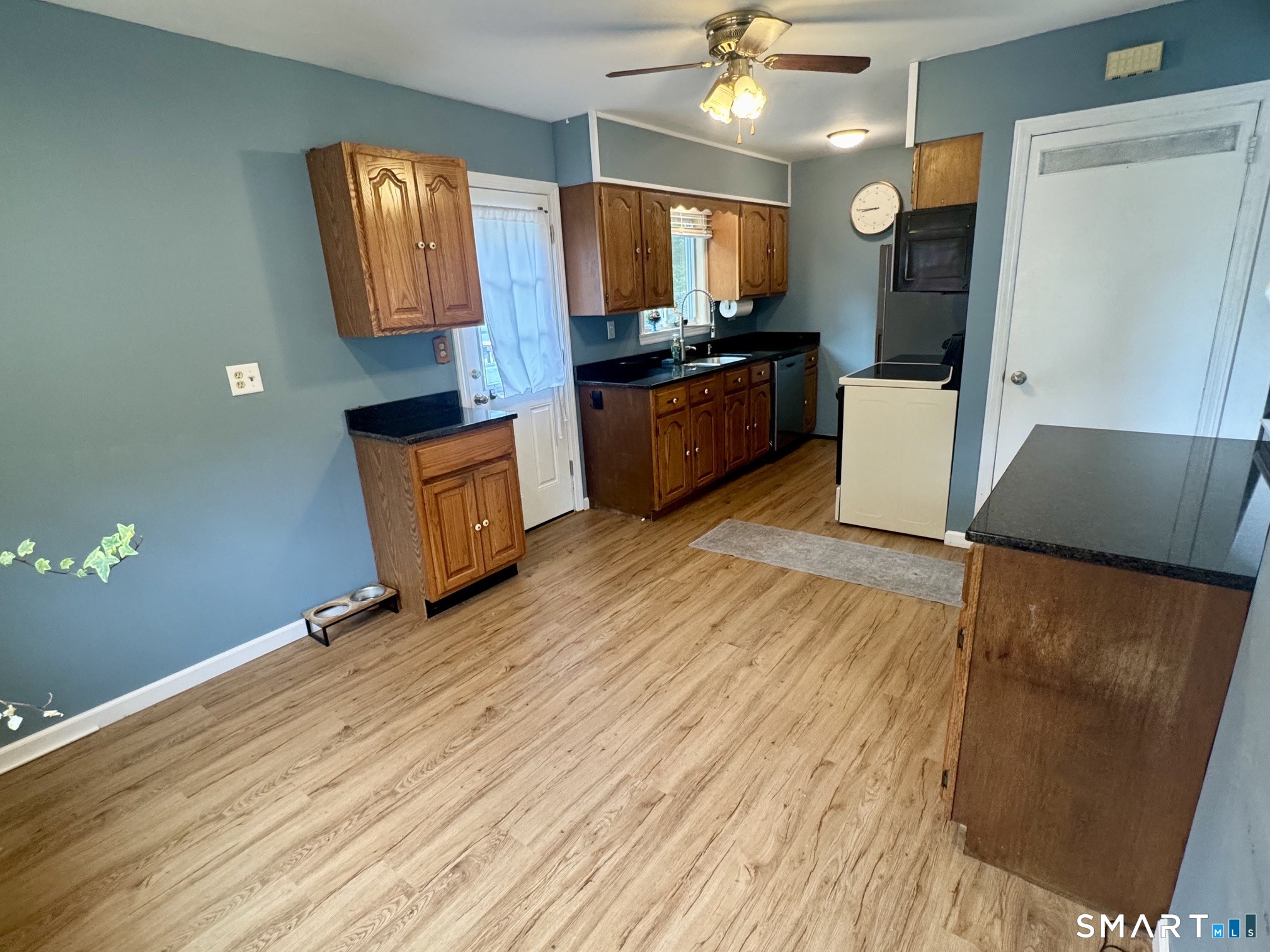 5 Bethpage Drive Bethel CT 06801