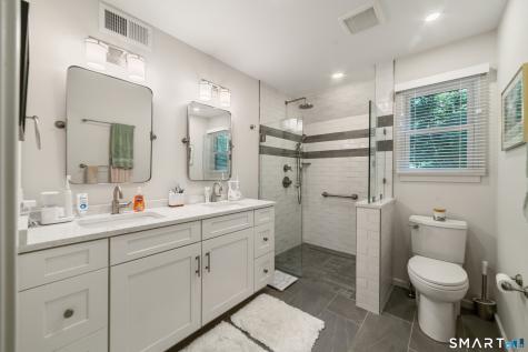 595 Heritage Village Southbury CT 06488