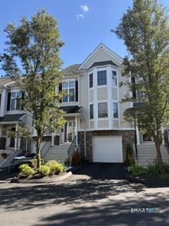 905 Larson Drive Danbury CT 06810