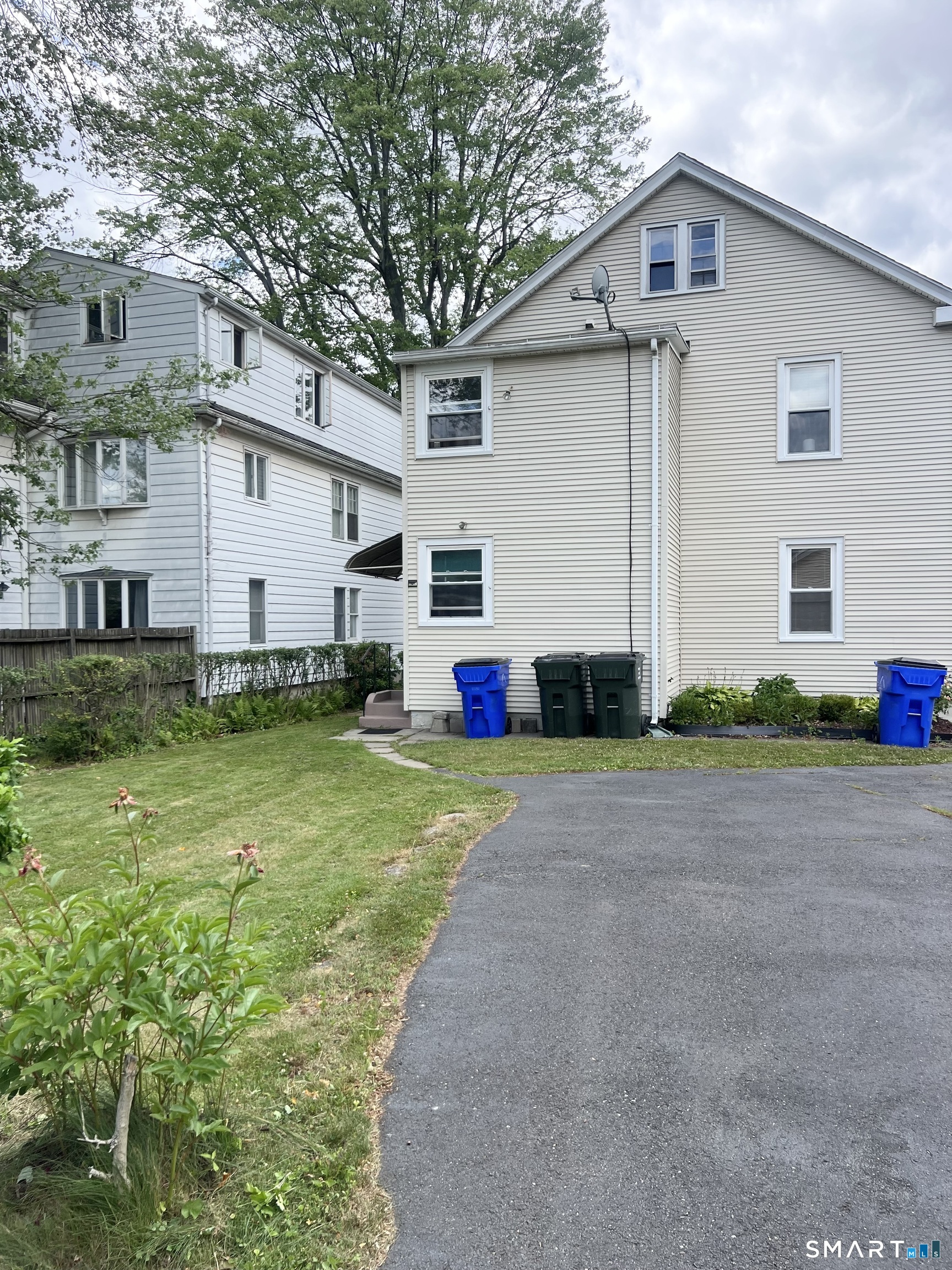 118 Cambridge Street West Hartford CT 06110