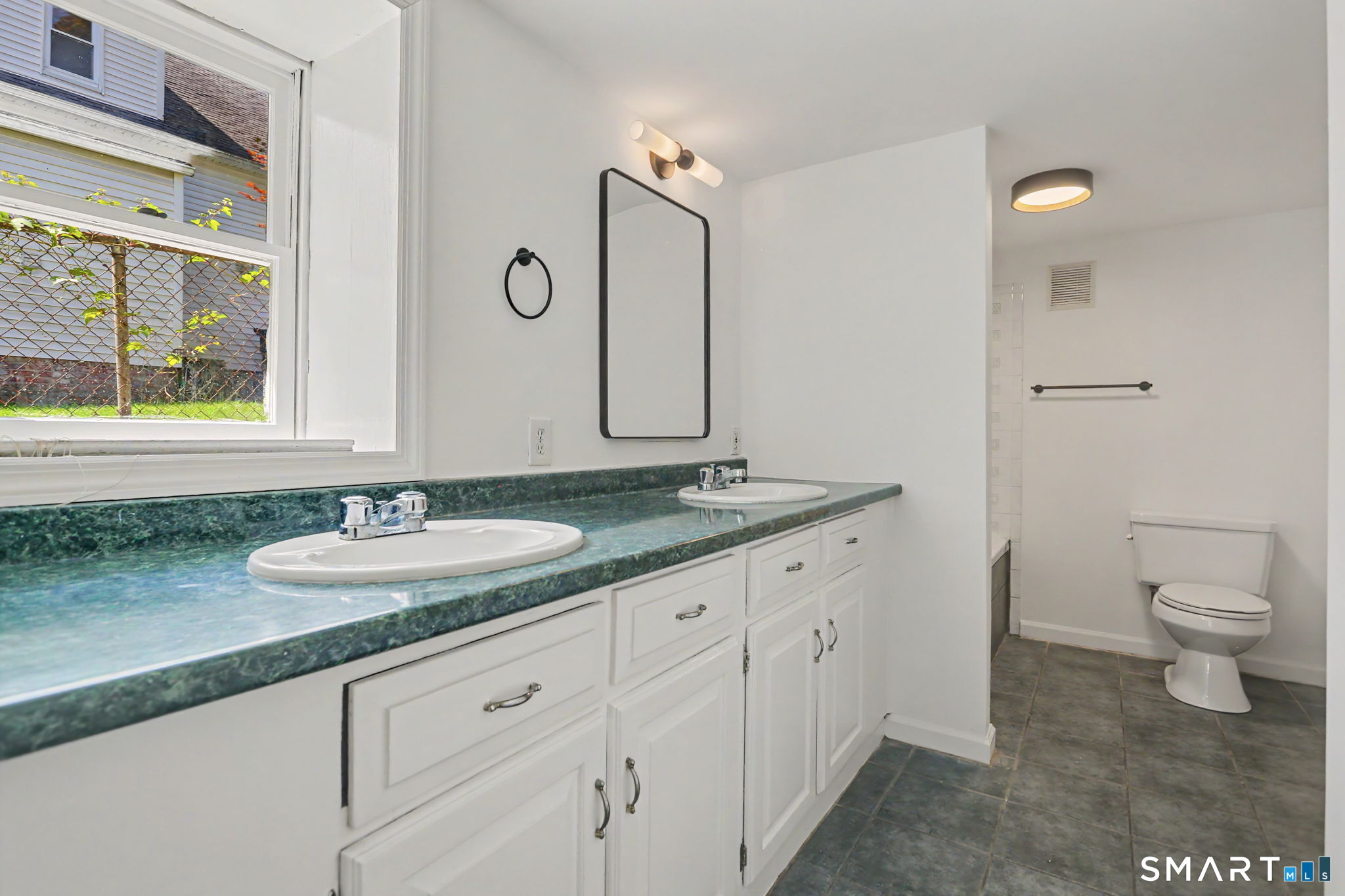 291 Berkeley Road Fairfield CT 06825