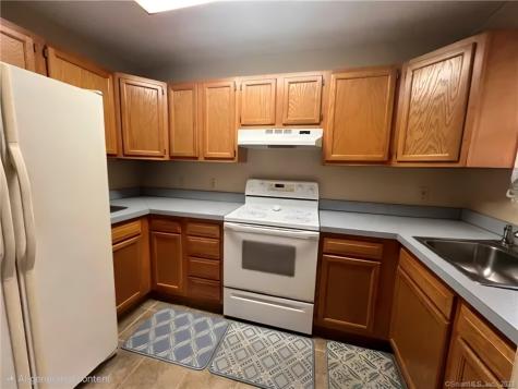 33 Ridge Road Naugatuck CT 06770