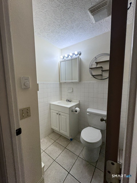 149 Canton Street West Haven CT 06516