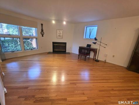 39 Temple Court New Haven CT 06511