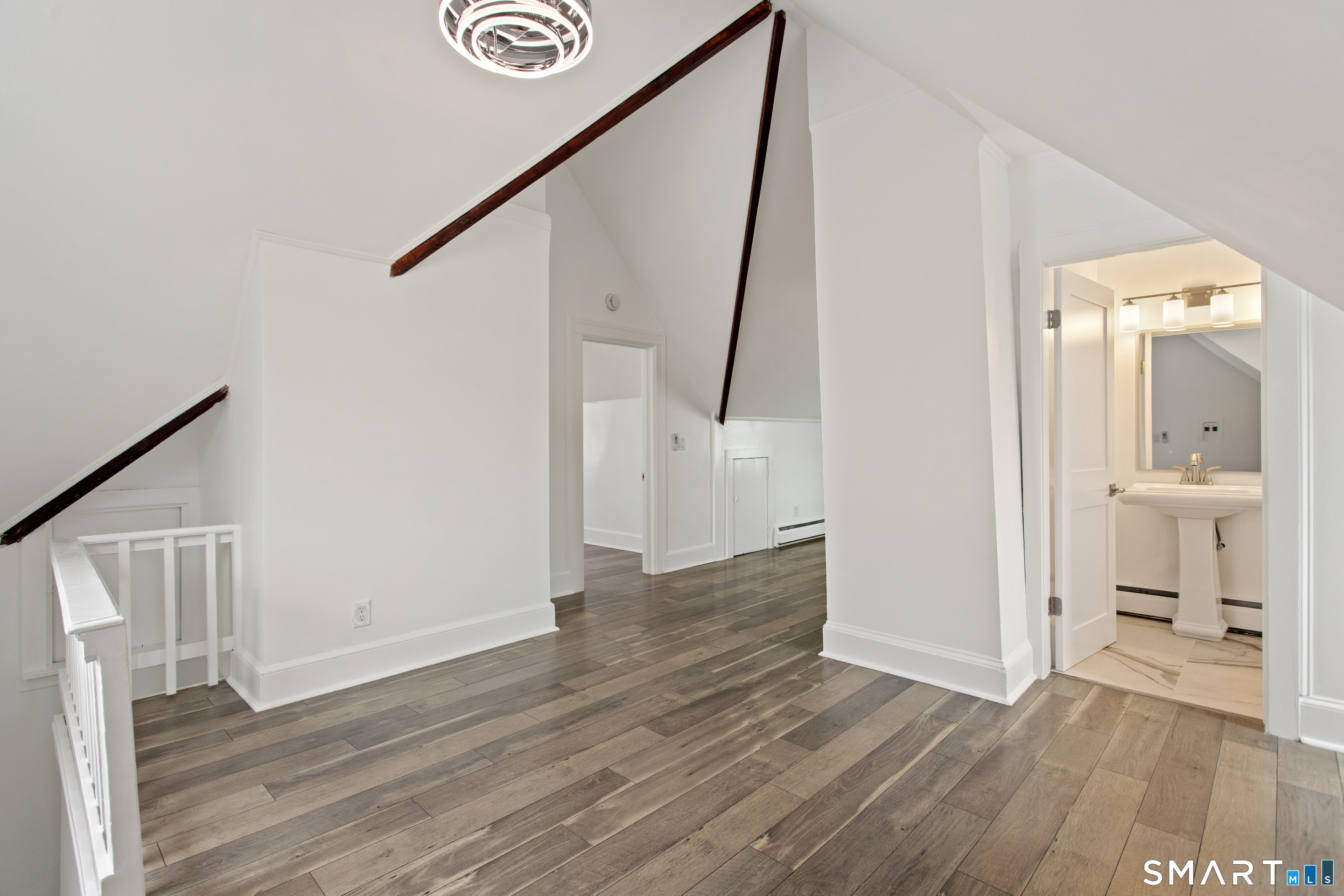 28 Dolsen Place Stamford CT 06901