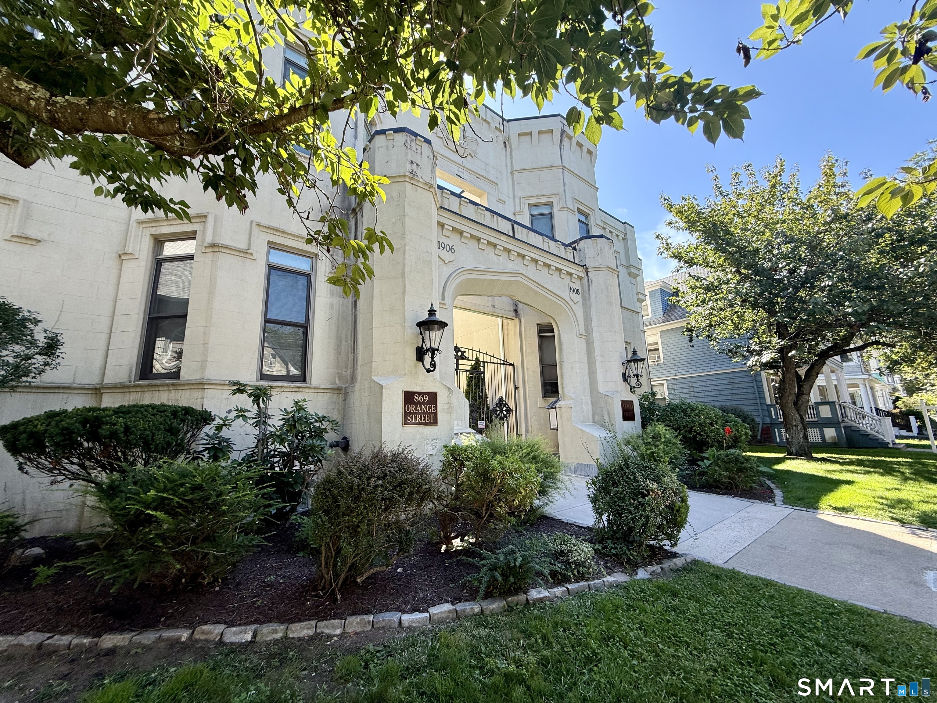869 Orange Street New Haven CT 06511