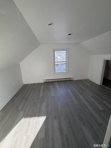 13 Jefferson Avenue New London CT 06320