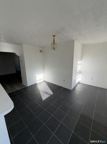 13 Jefferson Avenue New London CT 06320
