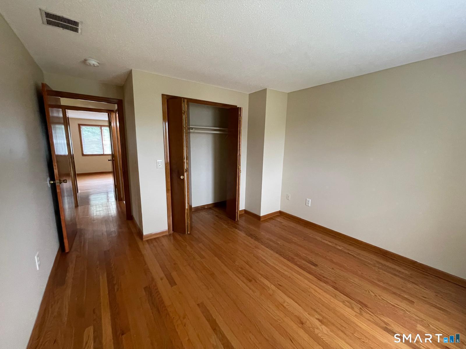 54 Ivy Lane South Windsor CT 06074