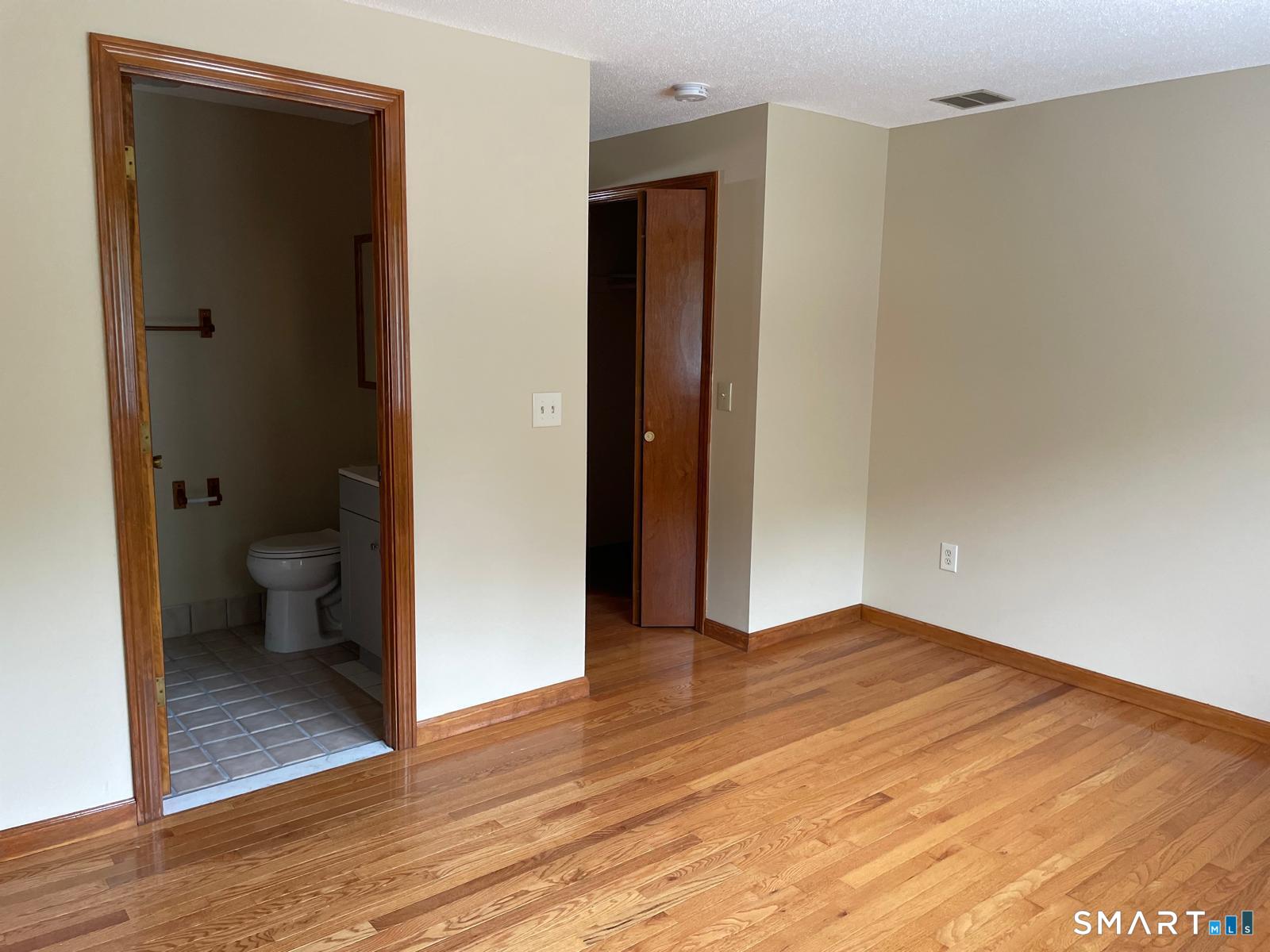 54 Ivy Lane South Windsor CT 06074