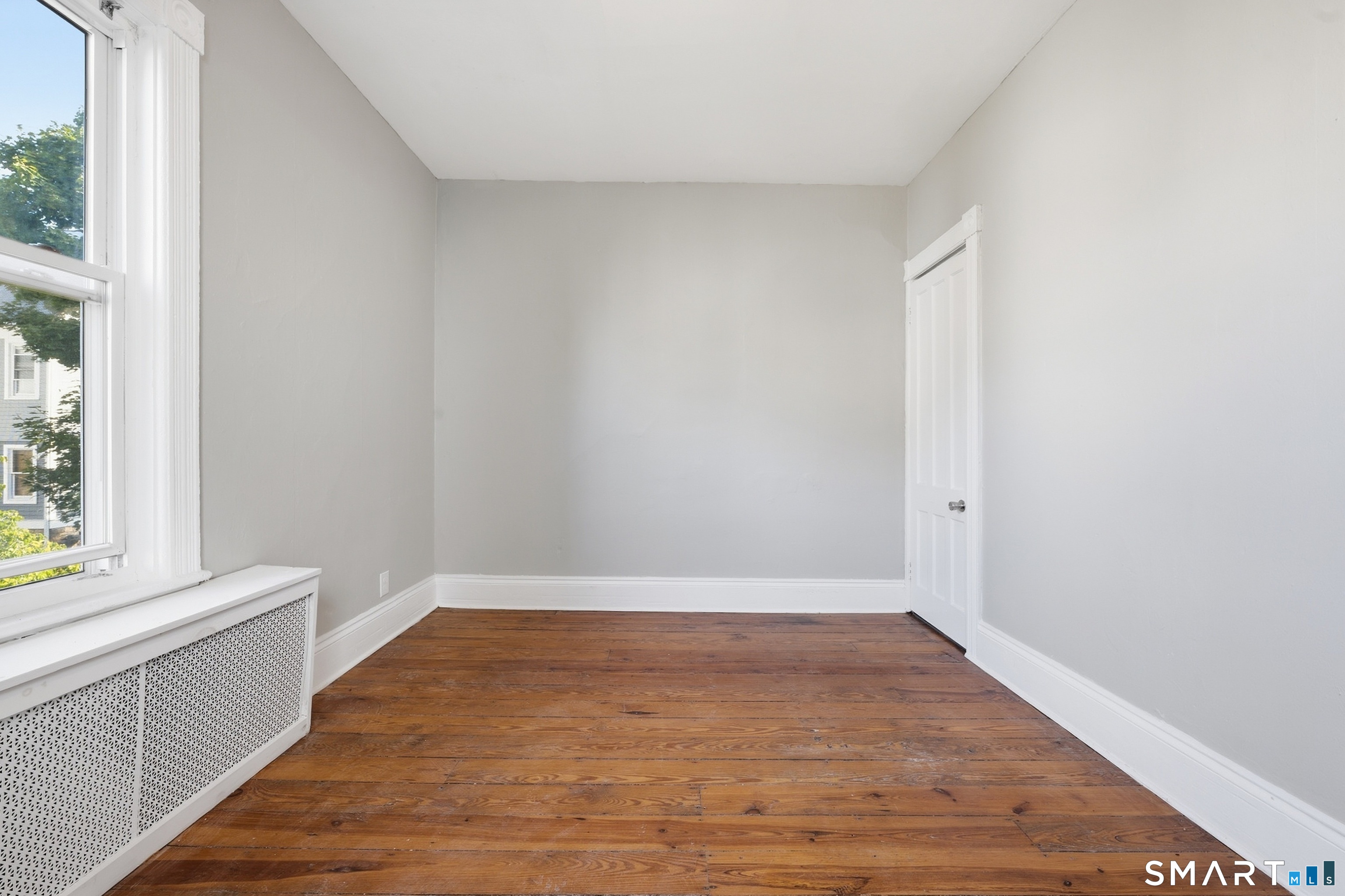 394 Gregory Street Bridgeport CT 06604
