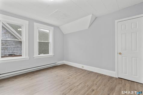 48-50 Park Terrace Bridgeport CT 06604