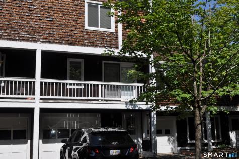 110 Songbird Lane Farmington CT 06032