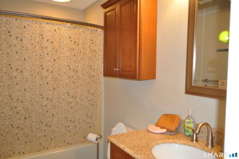 110 Songbird Lane Farmington CT 06032