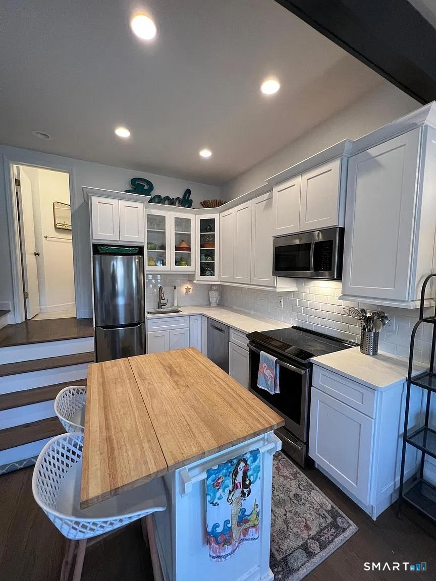 238 Ruane Street Fairfield CT 06824