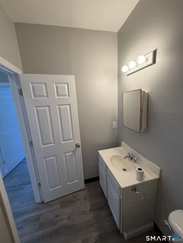 1064 Poquonnock Road Groton CT 06340