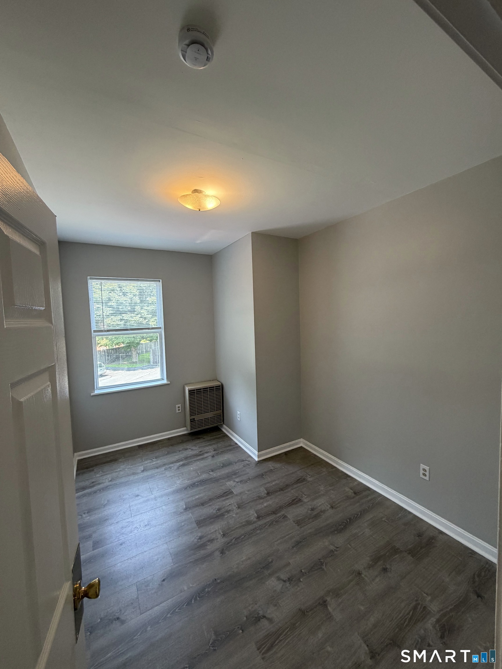 1064 Poquonnock Road Groton CT 06340